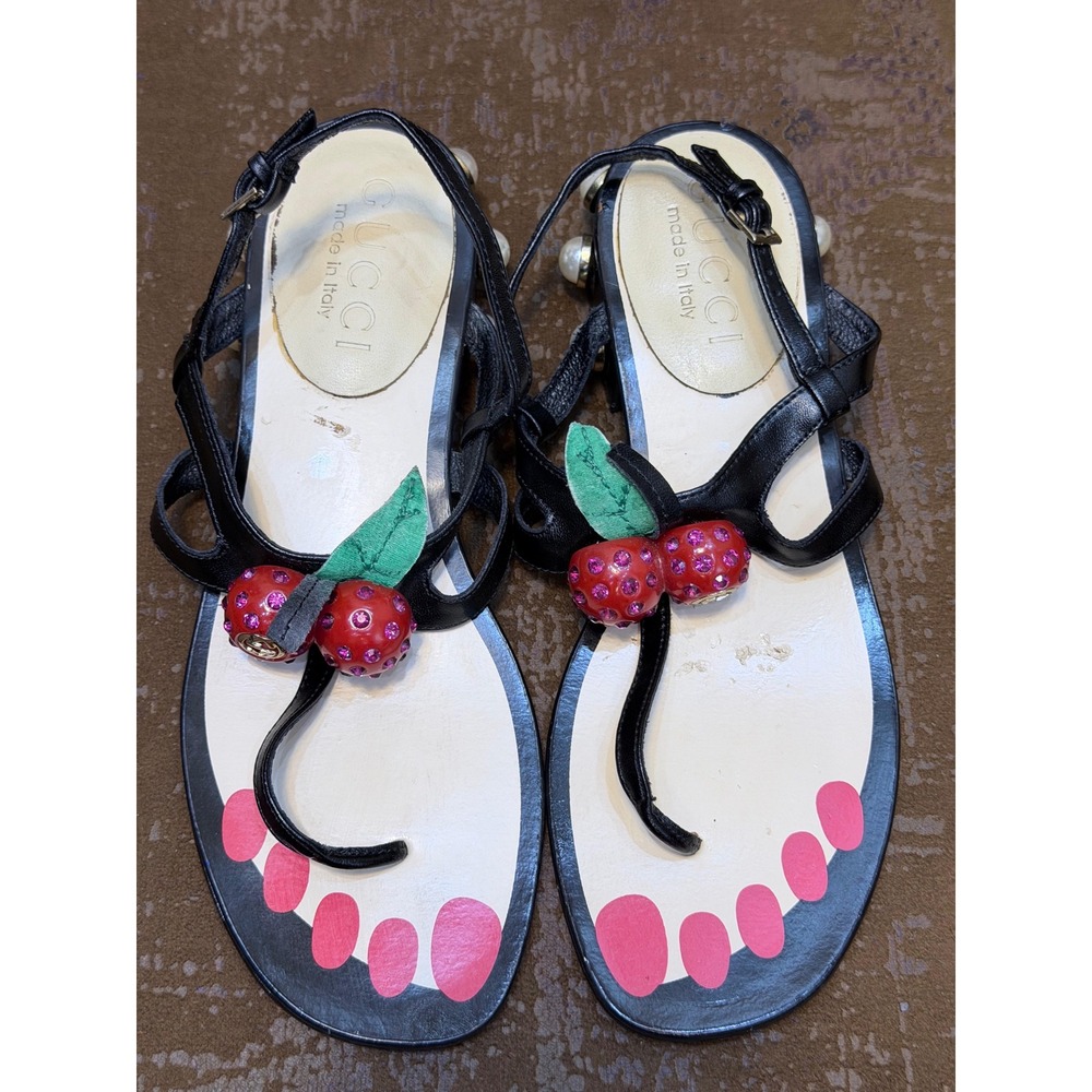 Gucci Cherry Crystal Pearl Leather Thong Sandals Black White Pink‎ Size 36